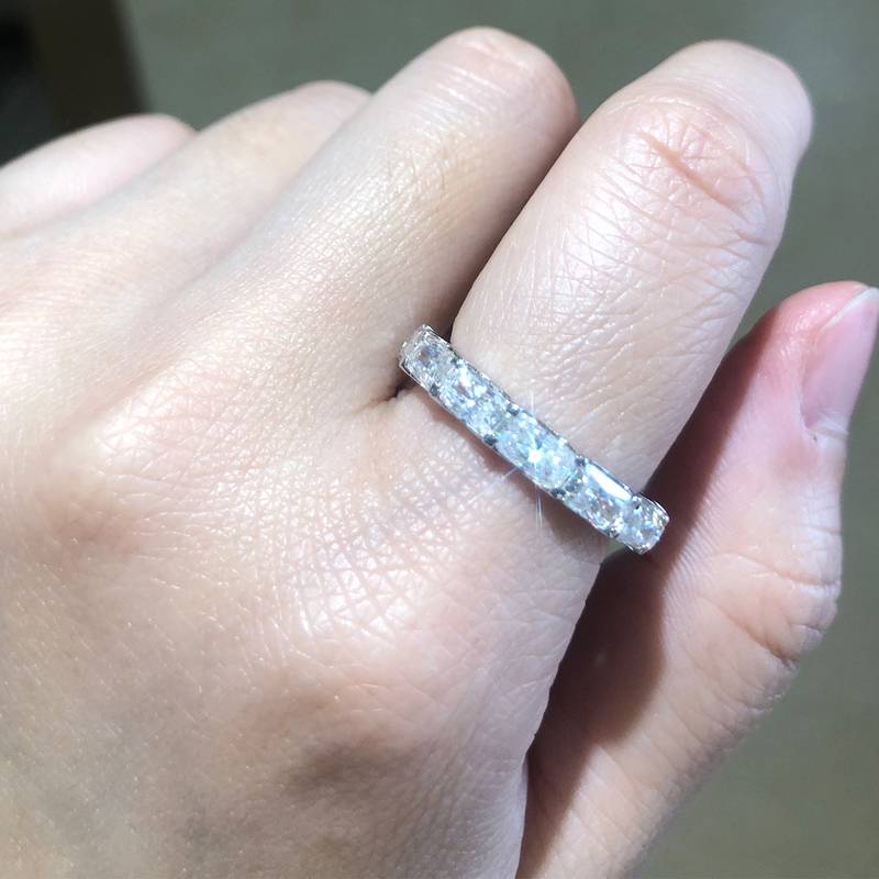 祖母绿切排戒S925银镀白金女戒定制选款副石莫桑钻6.5ct